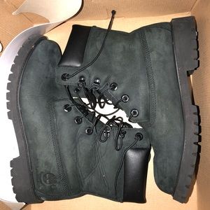 Black waterproof Timberlands
